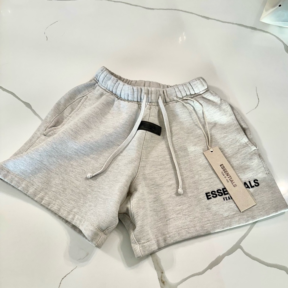 Essentials fear of god light oatmeal kids 8